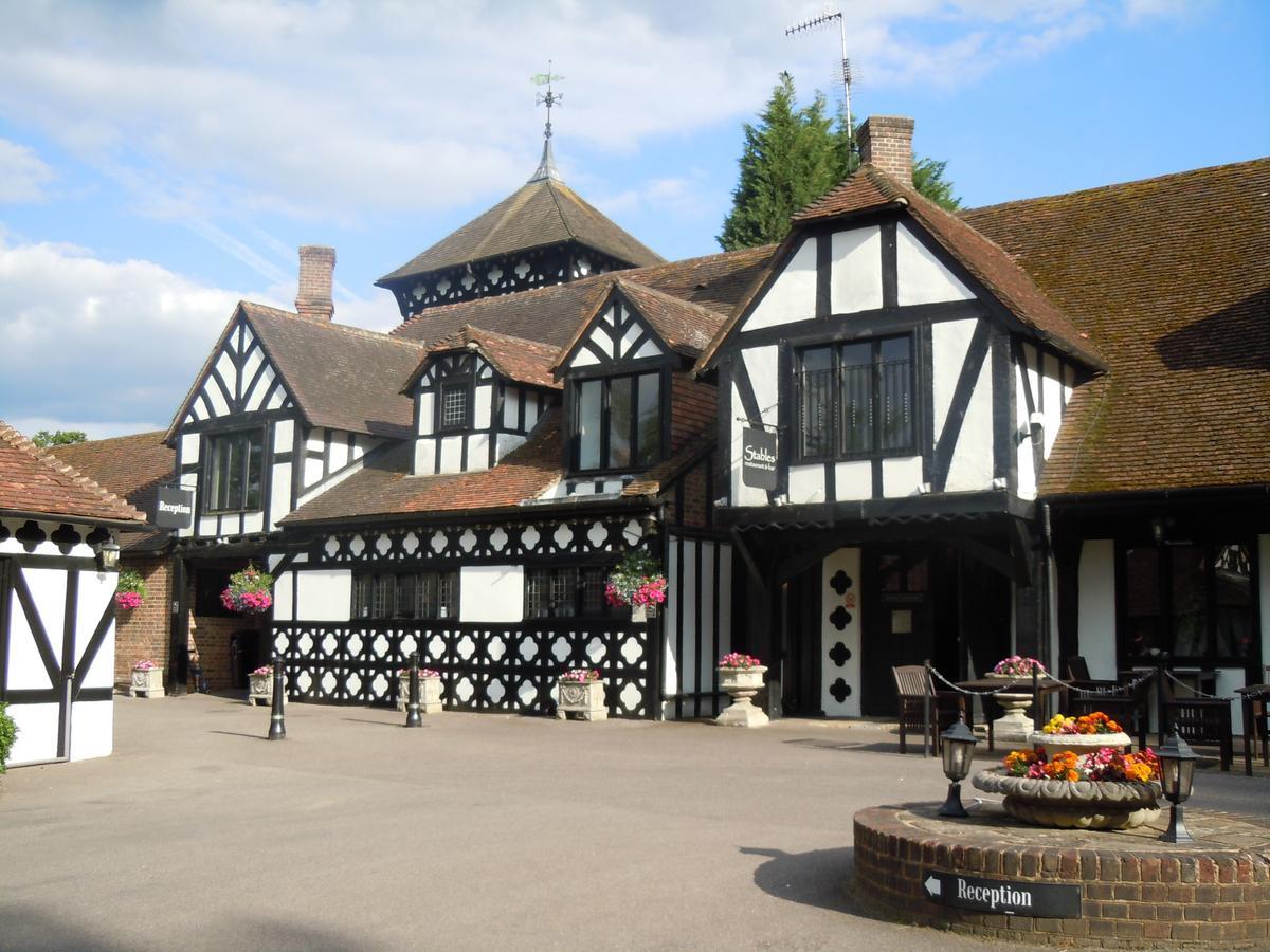Hever Hotel Идънбридж Екстериор снимка