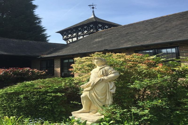 Hever Hotel Идънбридж Екстериор снимка
